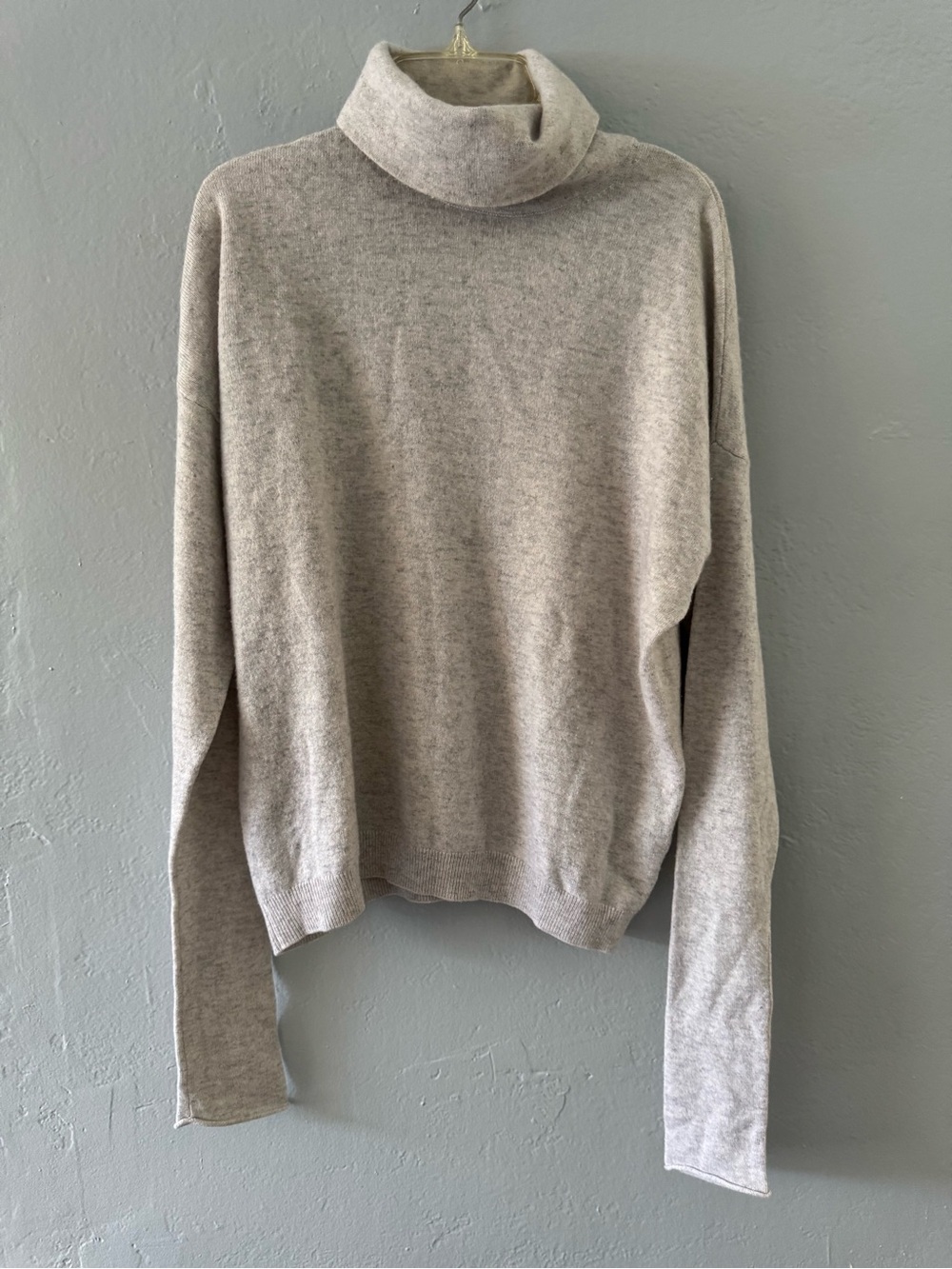 Chunky Pure Cashmere Turtleneck Sweater Light Gray Women’s XS